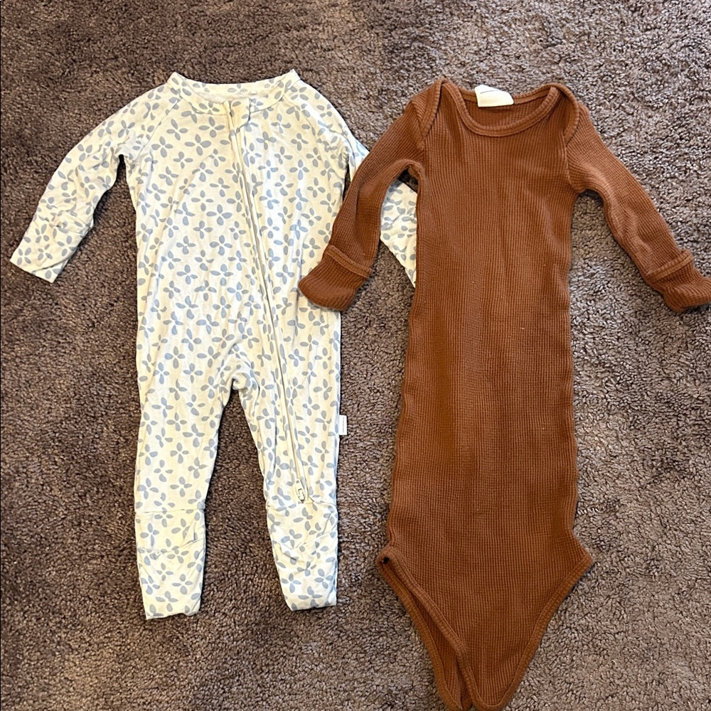 Babygirl 0/3m spearmint love waffle gown and the uptown baby bamboo footie
